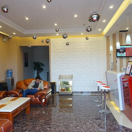 Thank Inn Chain Hotel Guizhou Zunyi Huichuan District Huichuan Avenue Exterior photo