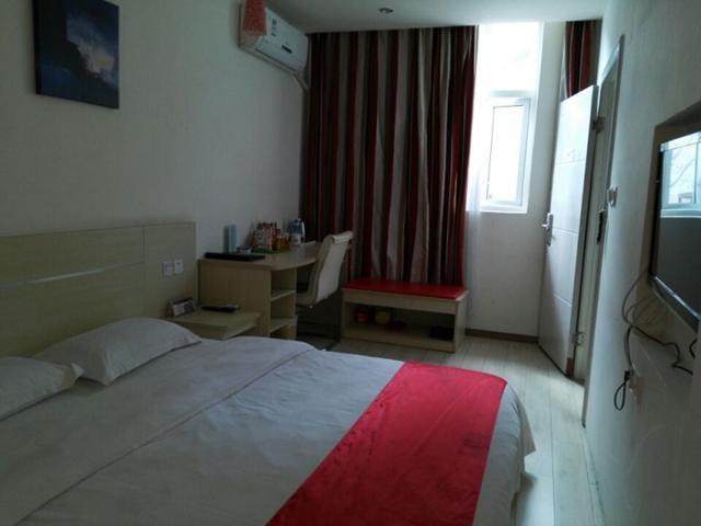 Thank Inn Chain Hotel Guizhou Zunyi Huichuan District Huichuan Avenue Exterior photo
